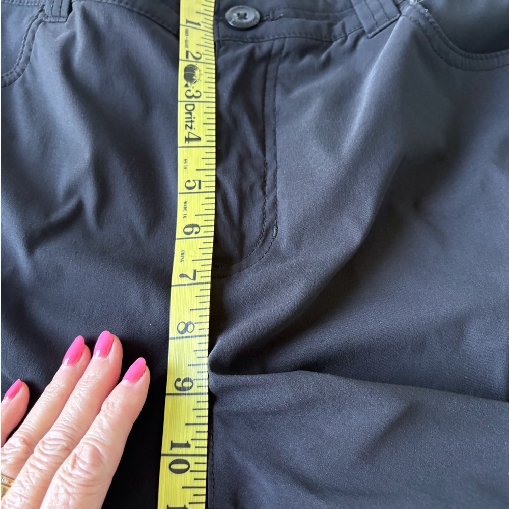 Eddie Bauer Size 16 Black Hiking Shorts 7” Inseam Outdoors Utility Activewear - Picture 12 of 13
